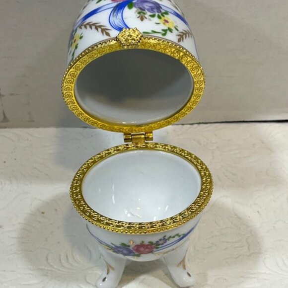 VTG Hand Painted Faberge Style Floral Porcelain Egg Shaped Hinged Jewelry Box - Picture 7 of 16